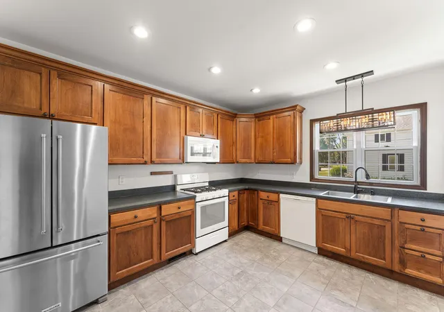 4th image of 301 N Lincoln St, Wanatah, IN 46390 | MLS# 842359