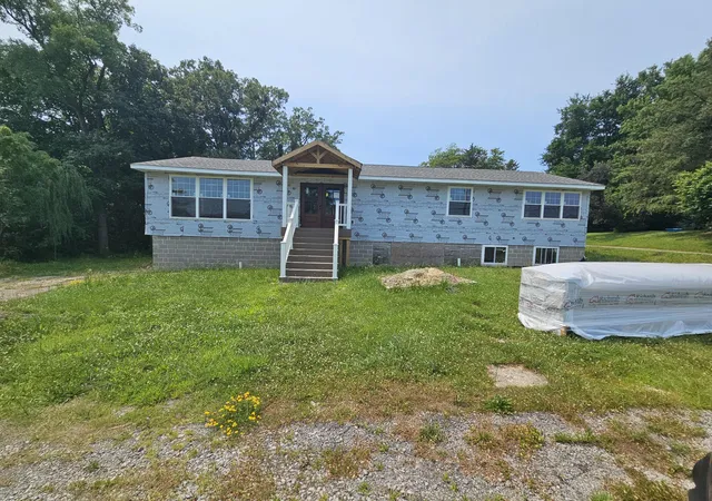 1st image of 4215 W 121st Ave W, Crown Point, IN 46307 | MLS# 842355