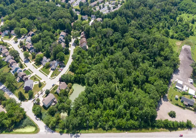 1st image of 860 Quail Ridge Cir, Chesterton, IN 46304 | MLS# 842358