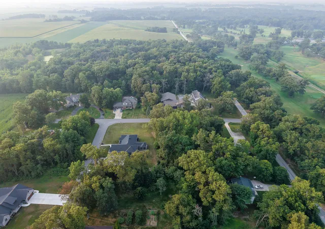 36th image of 5811 W Fairway Dr, Rensselaer, IN 47978 | MLS# 842660