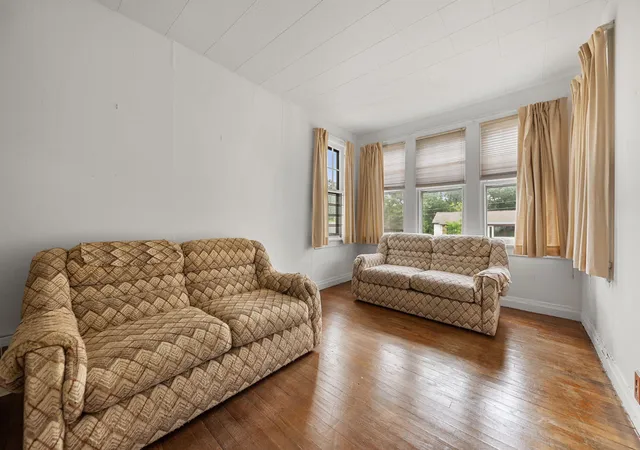 3rd image of 6108 Hemlock Ave, Gary, IN 46403 | MLS# 843199