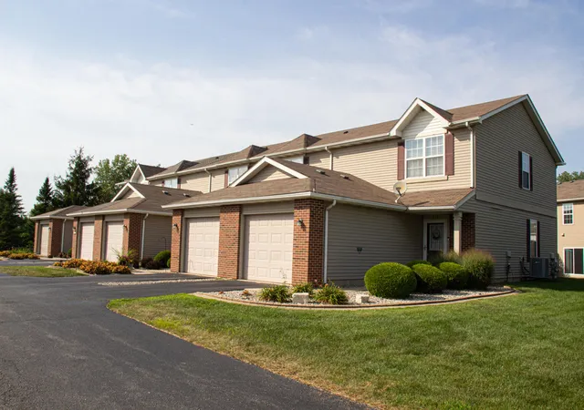 Photo 1 of Sale Pending at 879 Flagstone Dr, Dyer, IN 46311 | MLS# 842853 | Listing updated on 2026-08-05