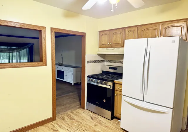 2nd image of 3538 N Lake Park Ave, Hobart, IN 46342 | MLS# 843000