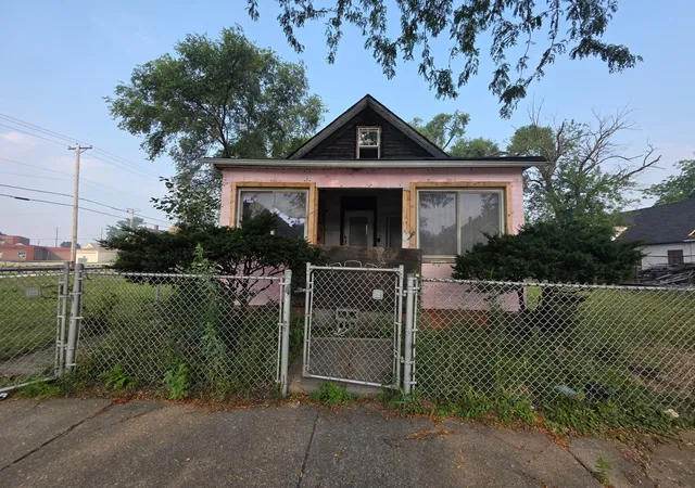 2nd image of 4854 Alexander Ave, East Chicago, IN 46312 | MLS# 842430