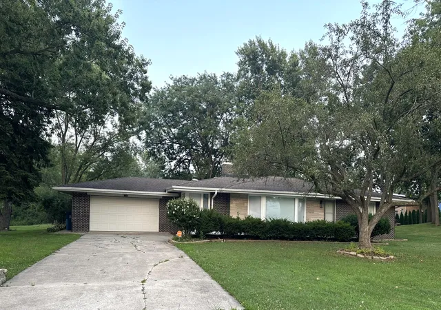 Single family home for sale at 11265 W 80th Court, Saint John, IN 46373 | MLS# 842646