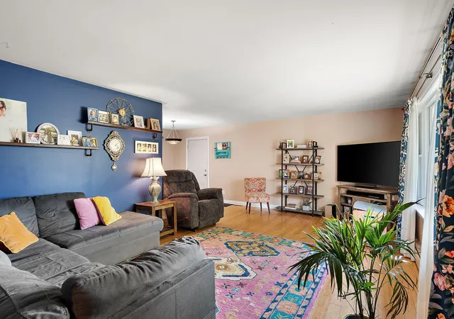 Photo 3 of Sale Pending at 124 6th Avenue NW, De Motte, IN 46310 | MLS# 842474 | Listing updated on 2026-08-28
