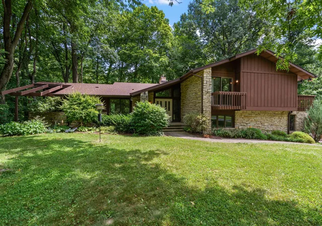 50th image of 1147 N 400 E, Chesterton, IN 46304 | MLS# 843177