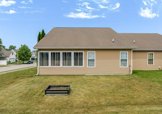 image of 1755 E 105th Ave, Crown Point, IN 46307 | MLS# 842499