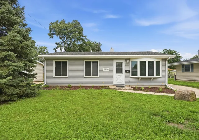 1st image of 7726 New Hampshire Ave, Hammond, IN 46323 | MLS# 842976