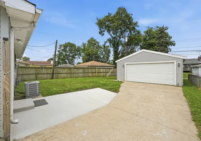 3rd image of 7726 New Hampshire Ave, Hammond, IN 46323 | MLS# 842976