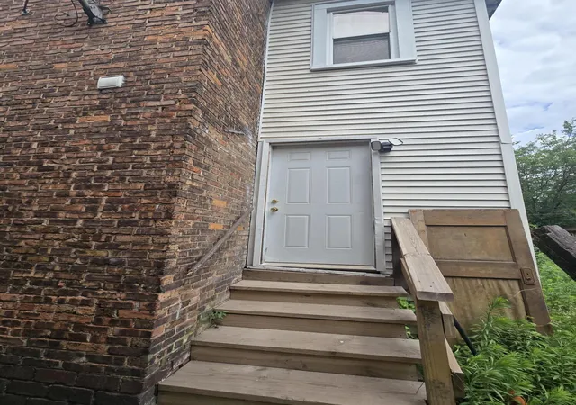 18th image of 1061 Van Buren St, Gary, IN 46402 | MLS# 842625
