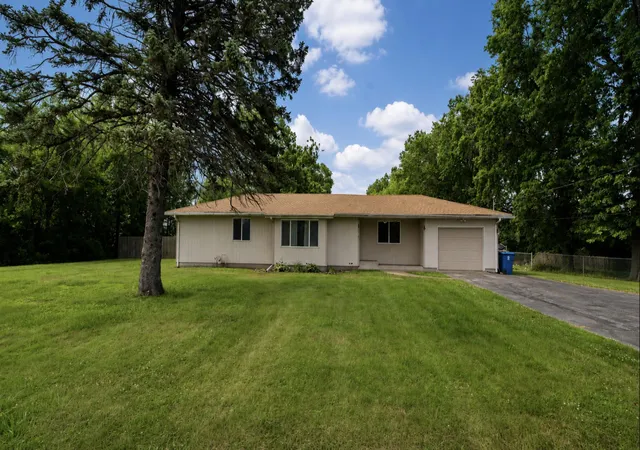 1st image of 224 Haglund Rd, Chesterton, IN 46304 | MLS# 842539