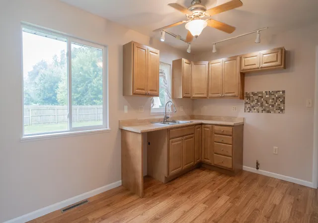 5th image of 224 Haglund Rd, Chesterton, IN 46304 | MLS# 842539