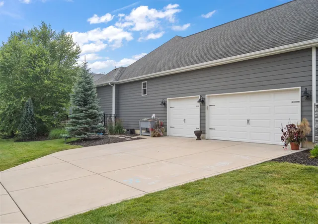 4th image of 1976 Franklin Dr, Crown Point, IN 46307 | MLS# 842553