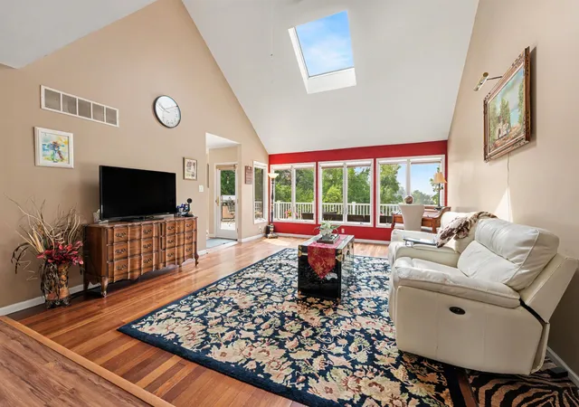 Photo 4 of Single family home for sale at 1103 W 163rd Avenue, Crown Point, IN 46307 | MLS# 842512 | Listing updated on 2026-08-22