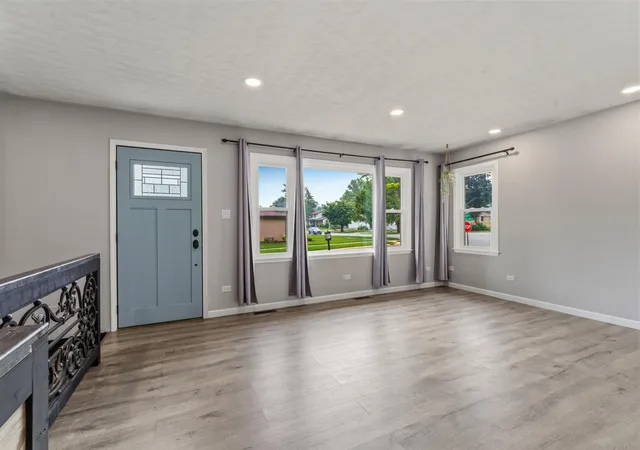 Photo 3 of Single family home for sale at 2426 Andrew Dr, Dyer, IN 46311 | MLS# 842525 | Listing updated on 2026-10-06