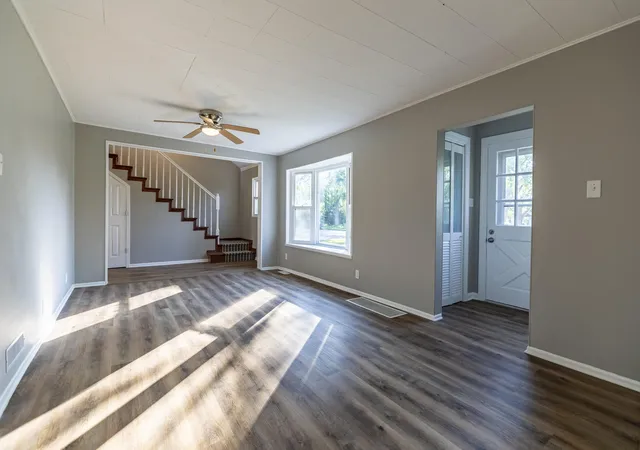 5th image of 1147 W 62Nd Ave, Merrillville, IN 46410 | MLS# 842516