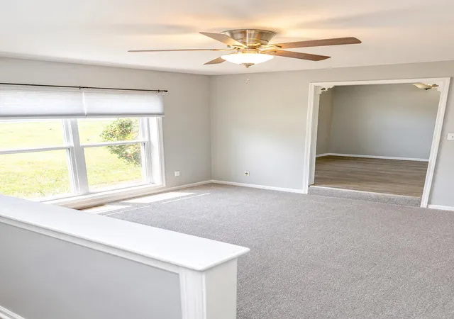 2nd image of 4040 Kingsway Dr, Crown Point, IN 46307 | MLS# 842521