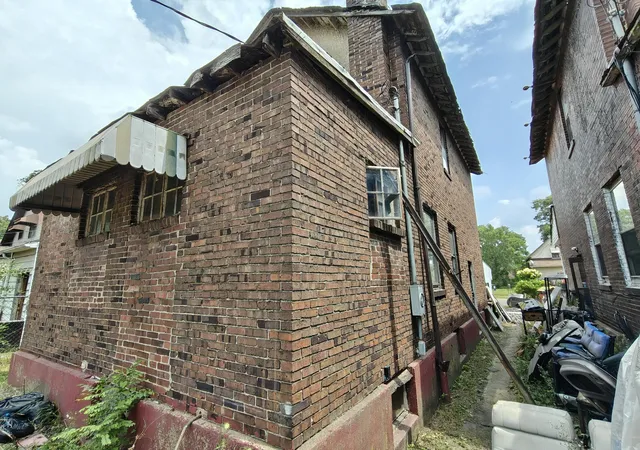 25th image of 216 Ellsworth St, Gary, IN 46404 | MLS# 842532
