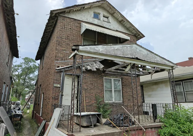 3rd image of 216 Ellsworth St, Gary, IN 46404 | MLS# 842532