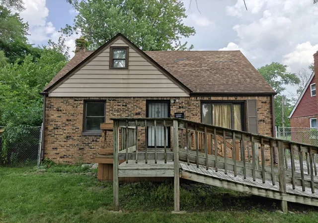 1st image of 840 E 44th Pl, Gary, IN 46409 | MLS# 842533