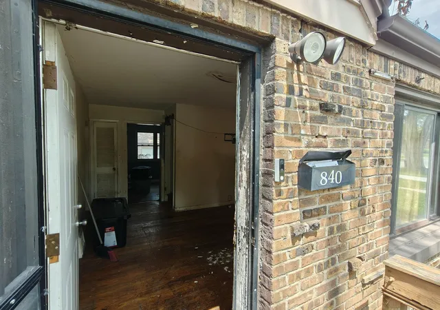4th image of 840 E 44Th Pl, Gary, IN 46409 | MLS# 842533