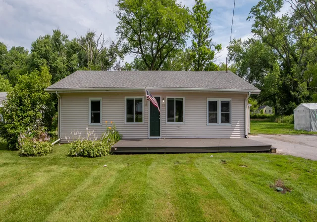 1st image of 3138 W 45th Ave, Gary, IN 46408 | MLS# 842513