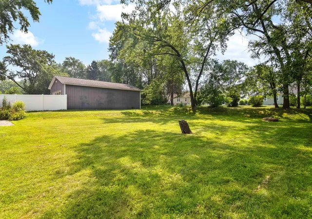17th image of 225 E Joliet St, Schererville, IN 46375 | MLS# 842734