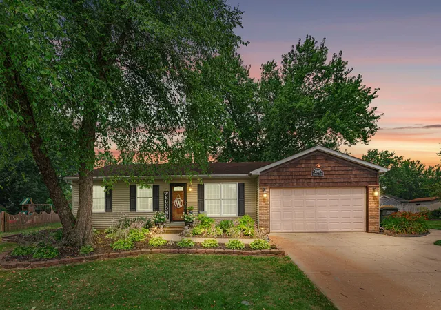 21st image of 2305 Hollandale Dr, Valparaiso, IN 46383 | MLS# 842562