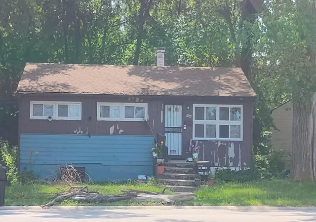 1st image of 1001 Arizona St, Gary, IN 46403 | MLS# 842530