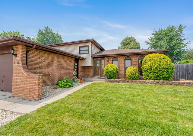 1st image of 2440 Springhill Dr, Schererville, IN 46375 | MLS# 842541