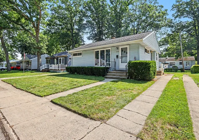1st image of 3018 Hollywood Ave, Michigan City, IN 46360 | MLS# 842688