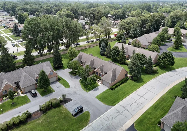 27th image of 1832 Windfield Dr, Munster, IN 46321 | MLS# 842846