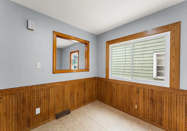 5th image of 7226 Alexander Ave, Hammond, IN 46323 | MLS# 842548