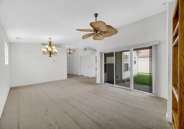 3rd image of 8220 Pointe Dr, Crown Point, IN 46307 | MLS# 842570