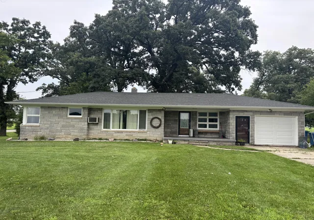 1st image of 4004 E 109th Ave, Crown Point, IN 46307 | MLS# 842559