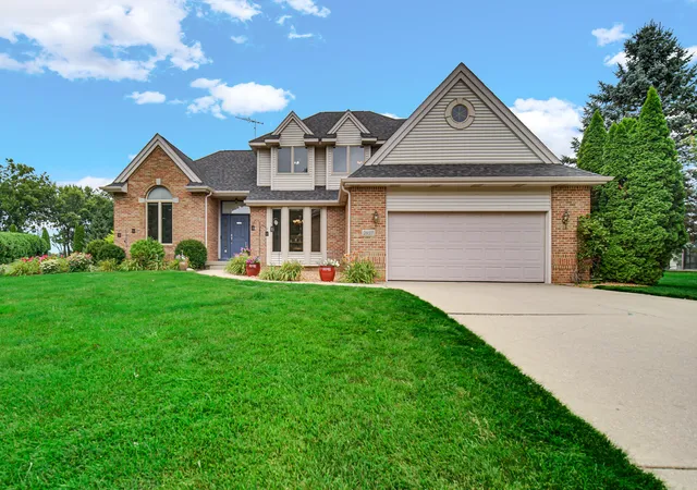 1st image of 2957 Woodbine Dr, Valparaiso, IN 46383 | MLS# 843127