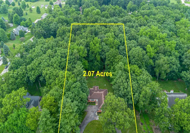 2nd image of 419 E 100 S, Valparaiso, IN 46383 | MLS# 842594
