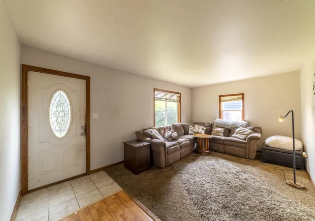 2nd image of 7538 Marshall Ave, Hammond, IN 46323 | MLS# 842635