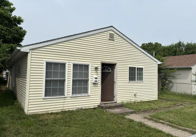1st image of 210 Pleasant Ave, Michigan City, IN 46360 | MLS# 842880