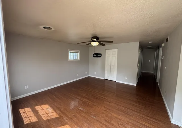 2nd image of 210 Pleasant Ave, Michigan City, IN 46360 | MLS# 842880