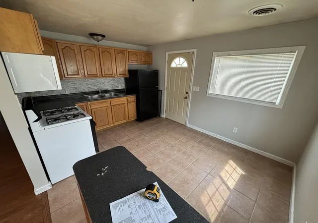 3rd image of 210 Pleasant Ave, Michigan City, IN 46360 | MLS# 842880