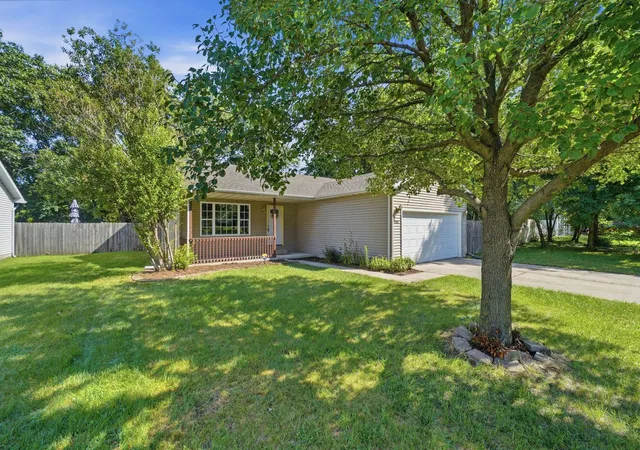 2nd image of 3846 Schneider St, Lake Station, IN 46405 | MLS# 843269