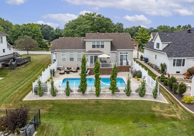 4th image of 673 Davis Cir, Crown Point, IN 46307 | MLS# 842636