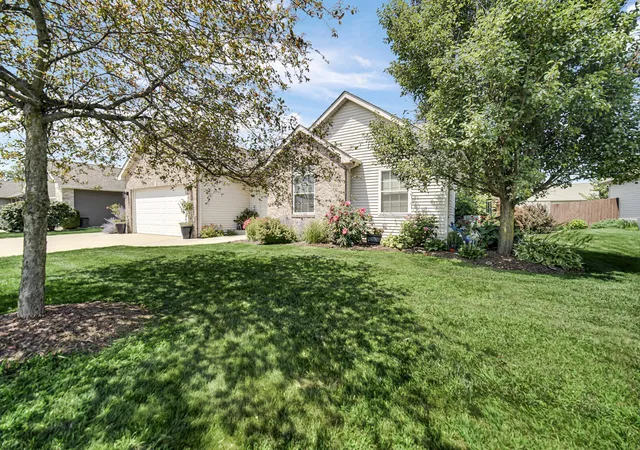 Photo 2 of Single family home for sale at 611 E Valparaiso St, Westville, IN 46391 | MLS# 844766 | Listing updated on 2026-09-08