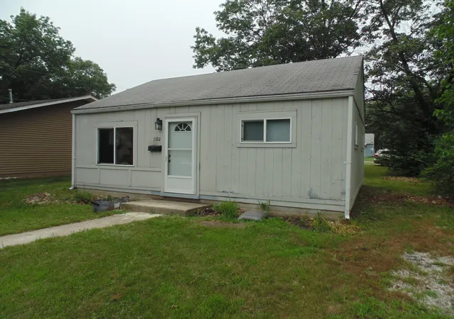 2nd image of 3192 Pulaski St, Hobart, IN 46342 | MLS# 842678
