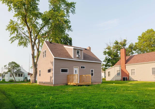 4th image of 207 E Allen St, Kentland, IN 47951 | MLS# 842616