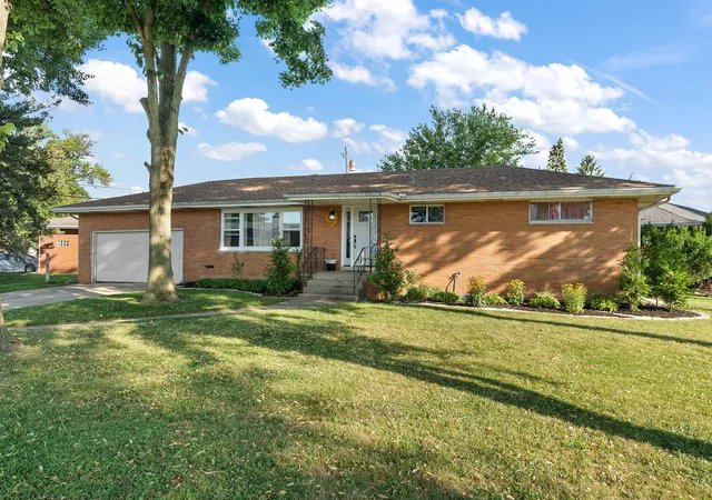 22nd image of 700 W 55th Ave, Merrillville, IN 46410 | MLS# 842972