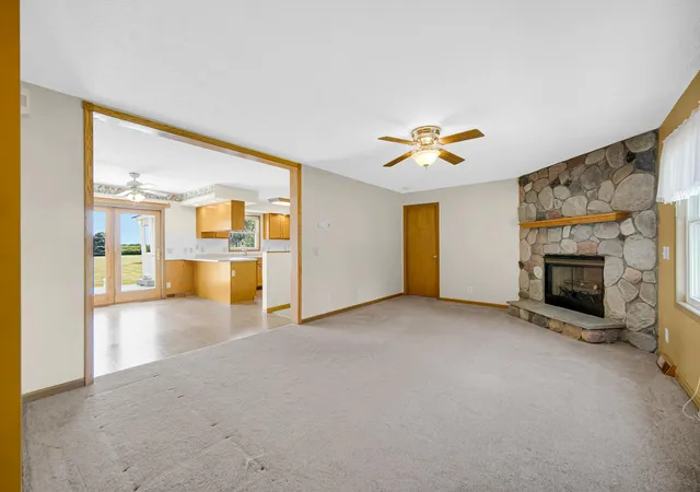 2nd image of 500 E 400 S, Valparaiso, IN 46383 | MLS# 842940