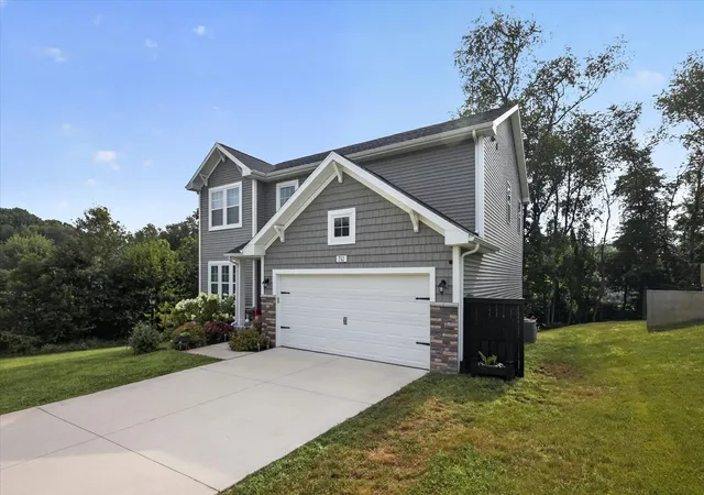 3rd image of 712 Gentry Ln, New Carlisle, IN 46552 | MLS# 842664